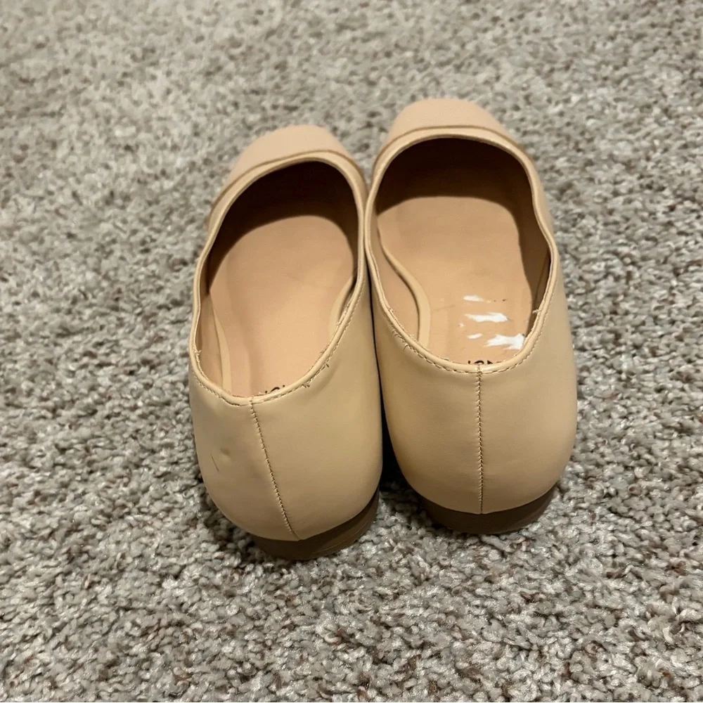Cliffs by White Mountain Beige Loafers - Picture 3 of 4